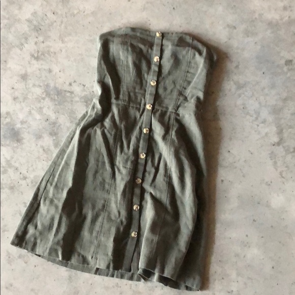 Universal Threads dress - Picture 2 of 4